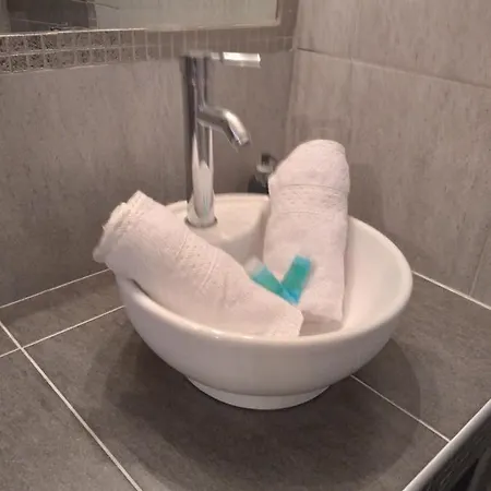 Irida Apartament *
