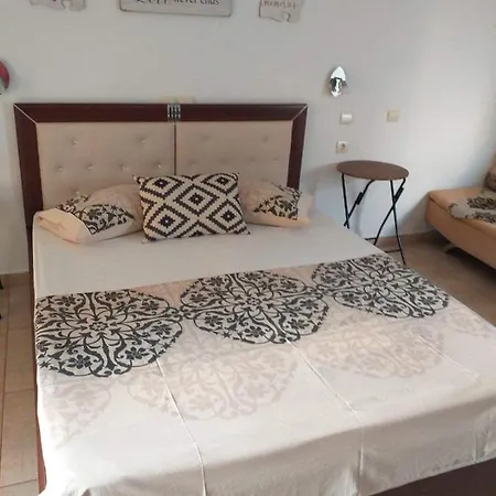 Apartament Irida *