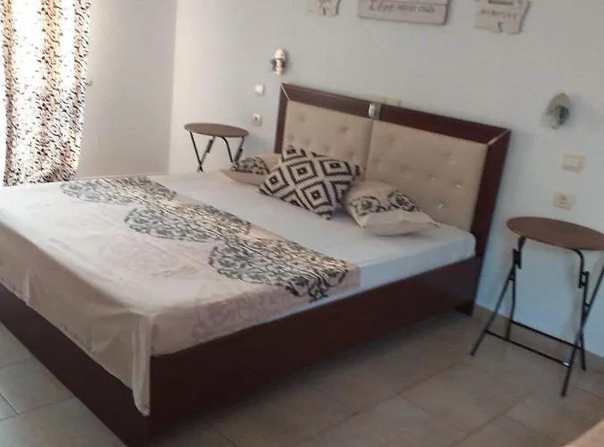 Apartment Irida *
